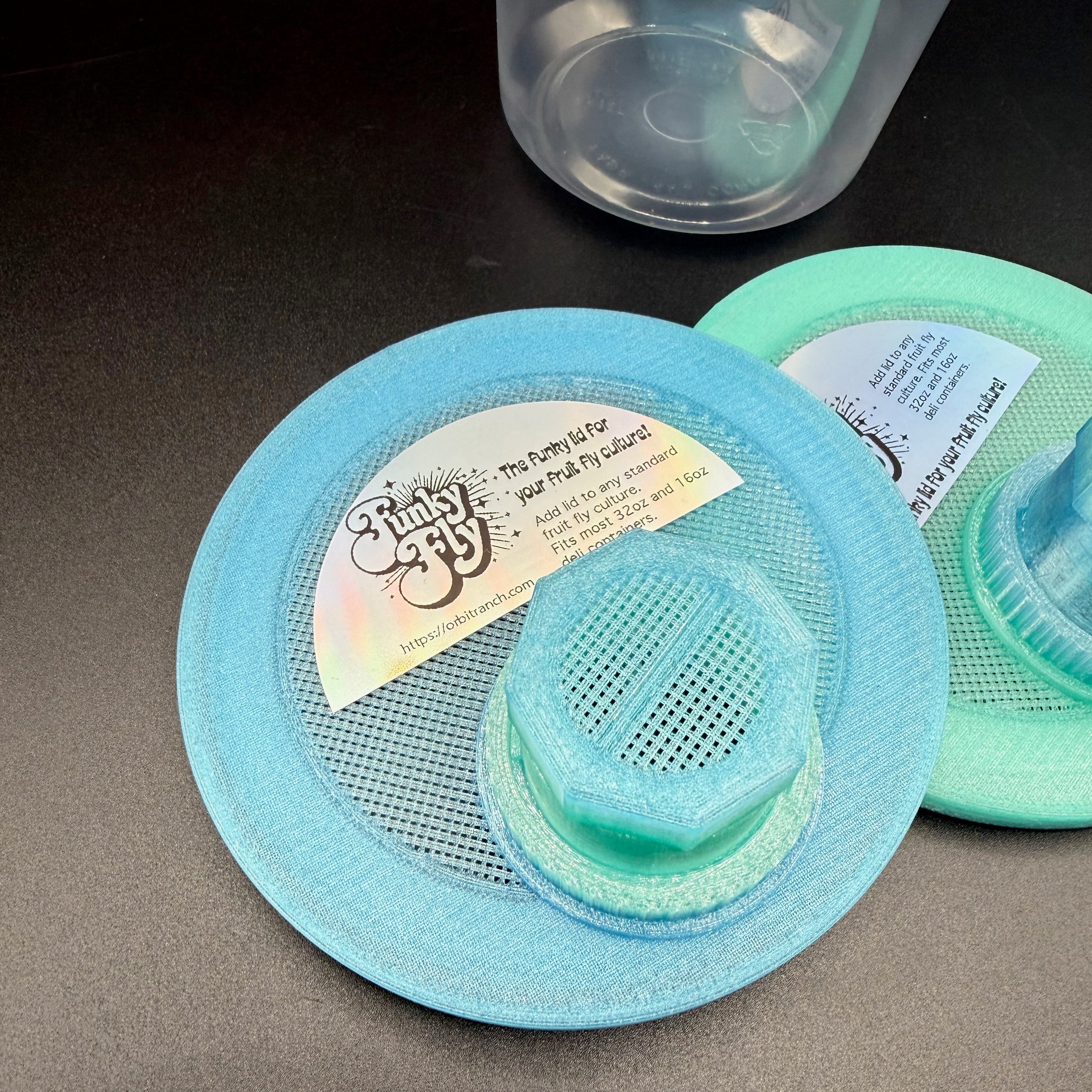 Fruit Fly Lid – Fruit Fly Culture Lid for 32 oz Deli Cups (Reusable, Escape-Resistant)